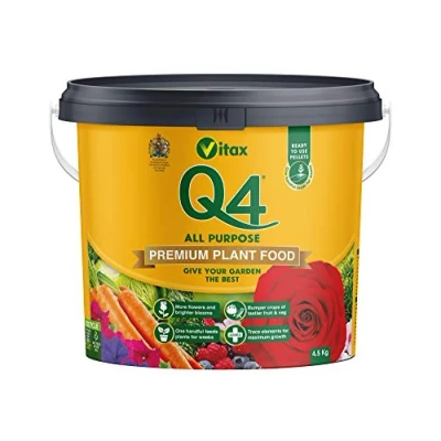 Image of Vitax Q4 All Purpose Plant Food, Fertiliser Enriched With Organic Nutrients, More Flowers, Bigger Yields, Slow Release 4.5Kg Tub