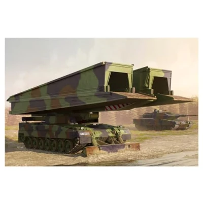Image of Hobbyboss HBB84569 1:35 German Iguana PSB 2 28(m) Scale Model Kit, Molded Color