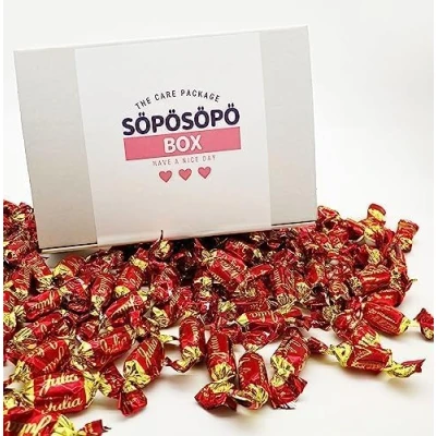 Image of Fazer Julia Dark Chocolate Marmalade 2lb 900g Bag in a Söpösöpö Box Finnish Candy Treat