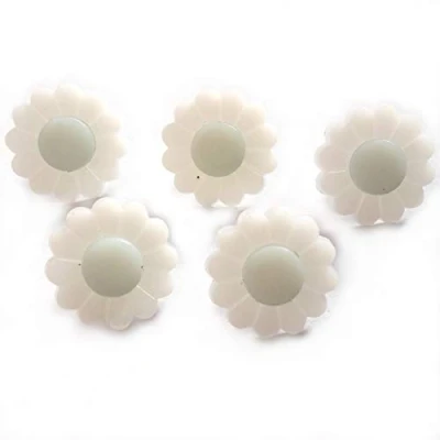 Image of Lightweight Daisy Flower Centre Pop Buttons 15mm Wide Pack of 5 (Sage Green Centre)