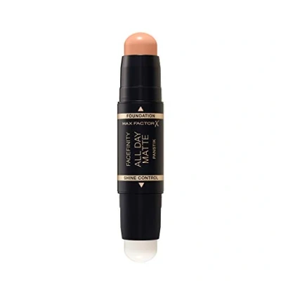Image of Max Factor Facefinity All Day Warm Ivory Matte Pan Stik Foundation 20g