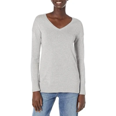 Image of Amazon Essentials Women&#039;s Lightweight Long Sleeved V Neck Tunic Sweater (Available in Plus Size), Light Grey Heather, L