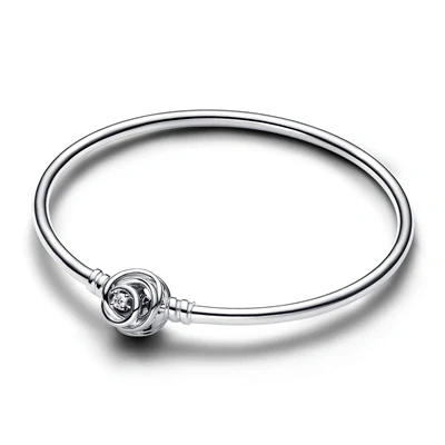 Image of Pandora Moments Encircled Clasp Bangle 21cm