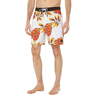 Image of Hurley Men&#039;s Phantom Classic 18 inches Board Shorts, Barely Bone, 38
