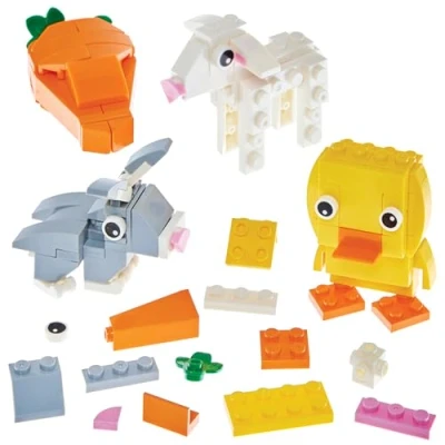Image of Baker Ross FN412 Easter Character Building Bricks Pack of 4, Party Bag Fillers for Kids, Kits Kids