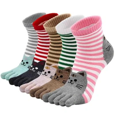 Image of PUTUO Womens Toe Socks Ladies Five Finger Cotton Sport Socks, Funny Cute Cat Animal Novelty with Toe, Christmas