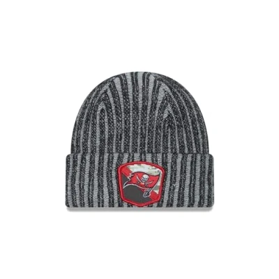 Image of New Era Tampa Bay Buccaneers NFL Salute to Service 2023 Black Cuff Knit Beanie