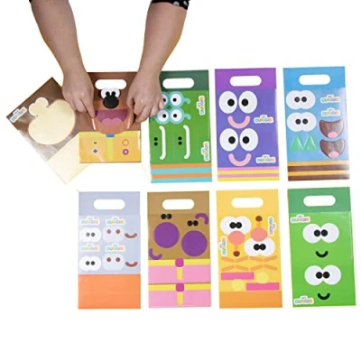 Image of Amscan 9908522 Hey Duggee Customisable Paper Party Loot Bags 8 Pack
