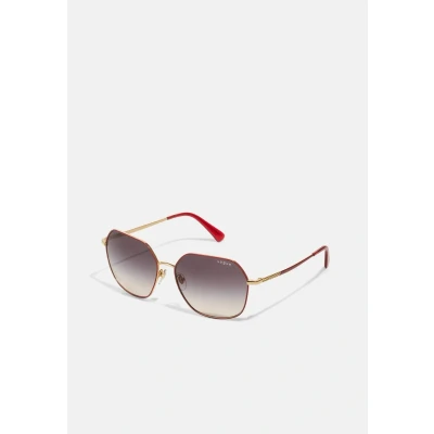 Image of Vogue Eyewear Sunglasses, Women&#039;s, Size: 58, Top red/gold