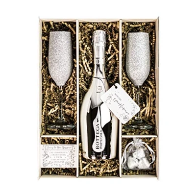 Image of Bottega White Gold Sparkling Wine 75cl Gift Set Hamper With Matching Silver Champagne Flutes, Chocolates And Box Wedding Personalised Message (Sparkling Tops)