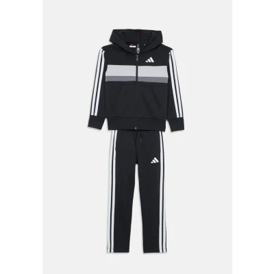 Image of adidas boys&#039;s in Black