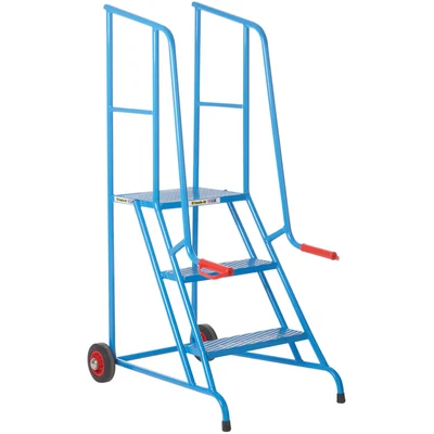 Image of Climb It Loading Step 3 Tread Open Back Powder Coated Blue SLS03P