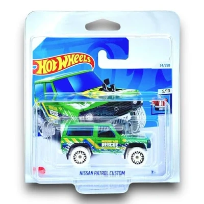 Image of Hot Wheels Nissan Patrol Custom (Green &amp; White) 5/10 HW First Response 2024 34/250 (Short Card) COMES IN A GENUINE KLAS CAR KEEPER PROTECTOR CASE HTC89