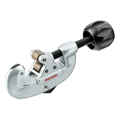 Image of RIDGID 32925 Model 15 Screw Feed Tubing Cutter with Heavy Duty Wheel, 3/16 inch to 1 1/8 Tube