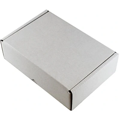 Image of 25 x WHITE BOXES ☆ SIZE : 10&quot; 7&quot; 3&quot; (25cm 17.5cm 7.5cm) FOR: A5/C5 SIZED CARDS, PHOTOS☆ SHIPPING PACKAGING CARDBOARD CARTON GIFT PARCEL