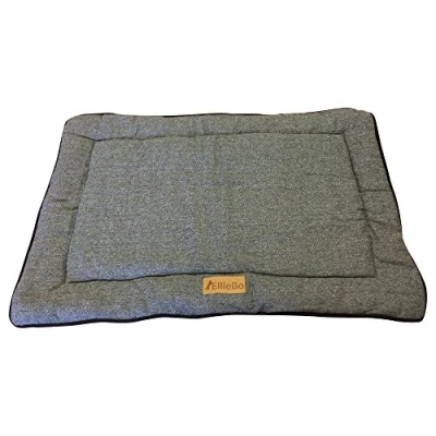 Image of Ellie Bo Large Reversible Tweed and Black Faux Fur Mat for 36 inch Dog Cage