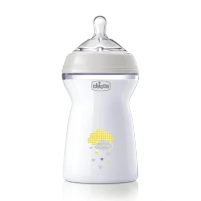 Image of Chicco Natural Feeling Anti Colic Baby Bottle 6+ Months 330 ml, with Soft and Flexible Silicone Teat, Suitable for Breastfeeding, Colour Transparent