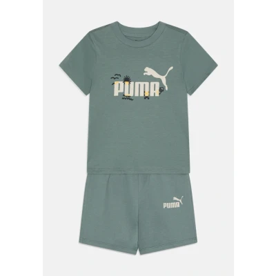 Image of Puma Minicats Sandy Adventures TEE AND Shorts Unisex SET Print Tshirt for kids, Size: 12m (9 12m), Green moon
