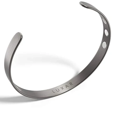 Image of LUXAR Men&#039;s Titanium Magnetic Bracelet Sophisticated Solid Bangle with Powerful Rare Earth Neodymium Magnets (Medium [Men&#039;s])