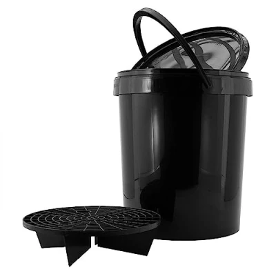 Image of Voodoo Ride ERzwart+dk/grit Bucket 15L Black + Cover Grid (Without Logo)