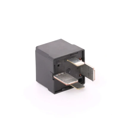 Image of 716R5752, 812101060 Relay, main current HELLA 4RA 007 793 031 50A 4 pin connector MERCEDES BENZ: ML Class, E Class Convertible, T modell