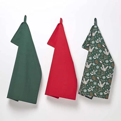Image of HOMESCAPES Set of 3 Green Tea Towels 100% Cotton Christmas Pattern Festive Forest Super Absorbent Floral Xmas Kitchen