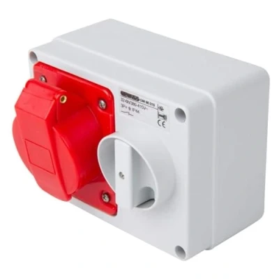 Image of Gewiss GW66019 Horizontal Interlocked Socket Outlet, IP44, 6 Reference, 3P+E Pole, 380V 415V, 32 A, 50 Hz/60 Hz, Red