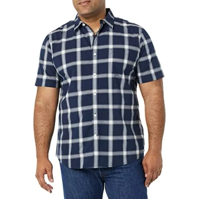 Image of Amazon Essentials Men&#039;s Slim Fit Short Sleeve Poplin Shirt, Navy White Buffalo Plaid, XL