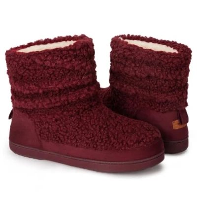 Image of HomeTop Women&#039;s Bootie Slippers Fuzzy Warm Memory Foam Indoor House Shoes with Non slip Rubber Soles Wine Red, 3 4 UK