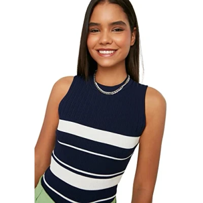 Image of Trendyol Women Slim fit Basic Crew Neck Knitwear Blouse Navy Blue