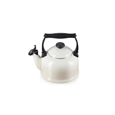 Image of Le Creuset Whistling Kettle Tradition Meringue 2.1 Liter