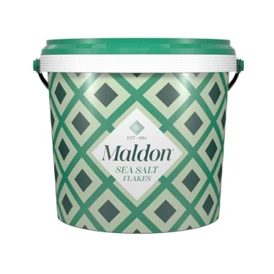 Image of Maldon Sea Salt Flakes, Unique Pyramid Shaped Perfect for a Wide Range of Dishes, Hand Harvested Four Generations, 1.4kg Tub