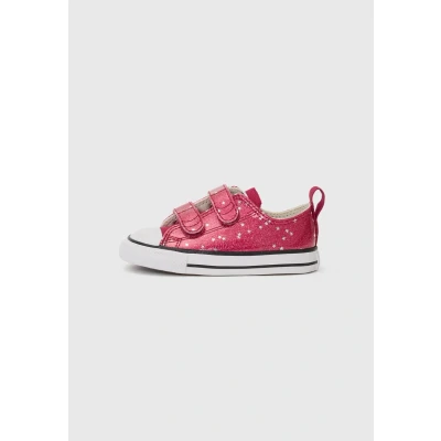 Image of Converse Chuck Taylor ALL STAR Unisex Trainers for kids, Size: 2K, Sporty berry/white/egret shoes
