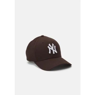 Image of New Era League Essential 9FORTY Unisex Cap, Size: One Size, Brown/white