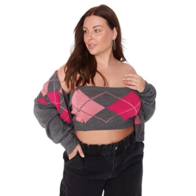 Image of Trendyol FeMan Plus Size Regular fit Basic Square Collar Knitwear Cardigan