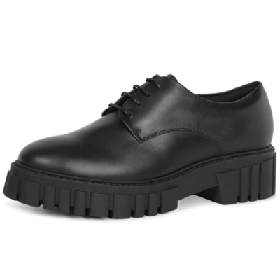 Image of Clarks Page Walk Leather Shoes in Black Size 6.5