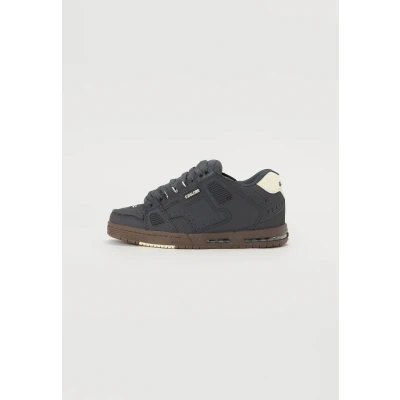 Image of Globe Mens Fusion Skate Shoes, Lead/Gum, 12 UK