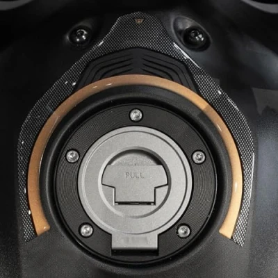 Image of Resin Bike Motorcycle 3D Stickers Compatible with Yamaha Tracer 7 GT 2021 2024 Gold. Tank Protector from Impact and Scratches. Sticker Gadget Moto