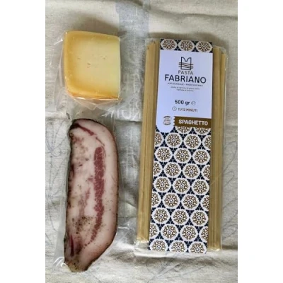 Image of KIT GOURMET CARBONARA Traditional Italian products x 4 pax Percorino Romano DOP 150g Amatrician pork cheek 500g spaghetti Senatore Cappelli Carla Latini from 1915/130g