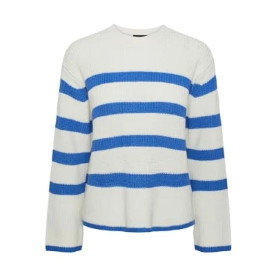 Image of PIECES Women&#039;s Pcsabina LS O Neck Knit Noos Sweater, Cloud Dancer/Stripes: French Blue, XS