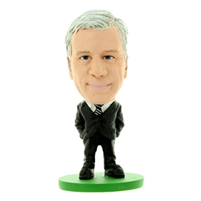 Image of SoccerStarz &quot;Crystal Palace Alan Pardew Suit