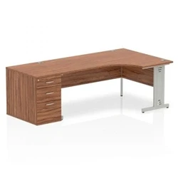 Image of Impulse 1800 Right Hand Wire Managed Workstation 800 Pedesta