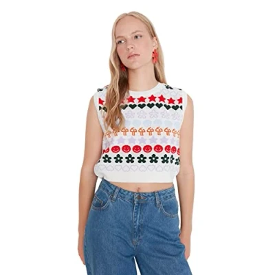 Image of Trendyol Women Regular fit Basic Crew Neck Knitwear Sweater Ecru