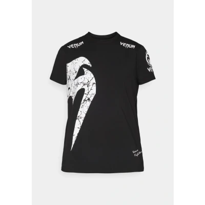 Image of Venum Giant Print Tshirt, Men&#039;s, Size: Medium, Black