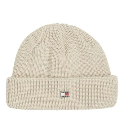 Image of Tommy Jeans Heritage Short Beanie Unisex Beanie, Size: One Size, Newsprint