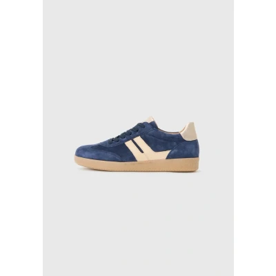 Image of Gabor 73.300.16 Women&#039;s Sneaker Size 5.5 (UK) 38.5 (EU) Blue