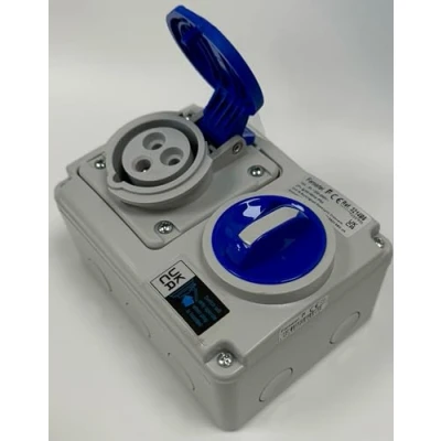 Image of Commando Type Professional Quality Interlocked switched Socket,16A, 240V, 50 60Hz Single Phase, Blue, IP44 IEC309 Lockable,