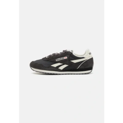 Image of Reebok Classic AZ Trainers, Women&#039;s, Size: 3.5, Washed black/chalk Leather and textile