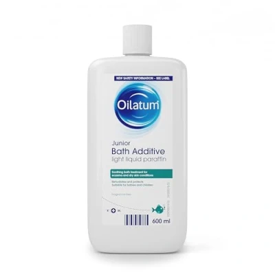 Image of Oilatum Junior Bath Additive, Eczema and Dry Skin Emollient, Soothing Hydrating Formula for Sensitive, Itchy Skin, Dermatologist Recommended Relief Kids, 1 x 600ml