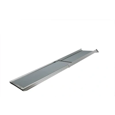 Image of PetSafe Happy Ride Extra long Telescoping Dog Ramp, Portable Pet Great for Cars, Trucks and 4X4s, Durable Aluminium Frame Supports up to 140 kg, Side Rails High Traction Surface Design